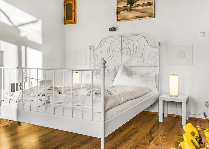 Elegant & Near Danube With Garden Access Apartamento Viena