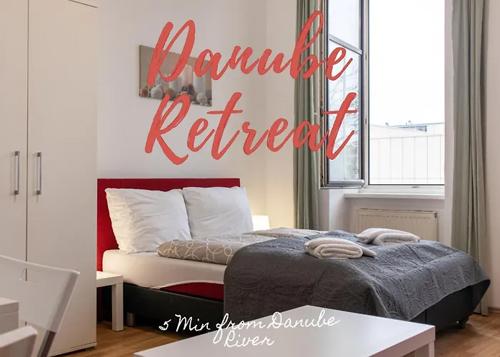 Elegant & Near Danube With Garden Access *