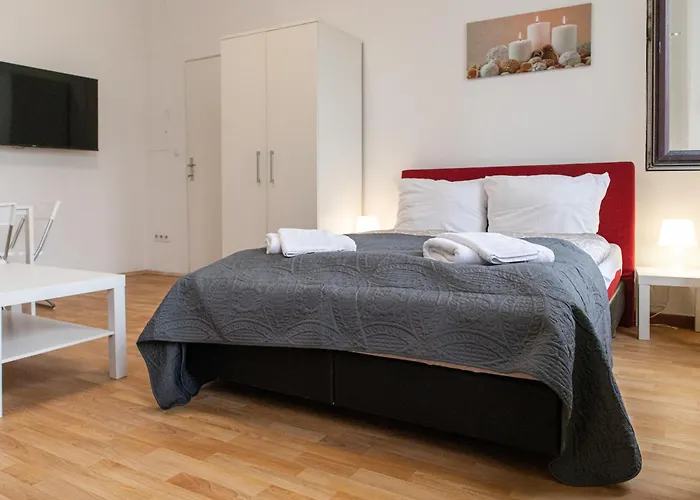 Apartamento Elegant & Near Danube With Garden Access