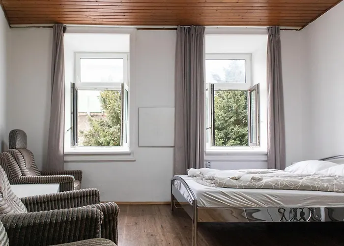 Elegant & Near Danube With Garden Access Apartamento *